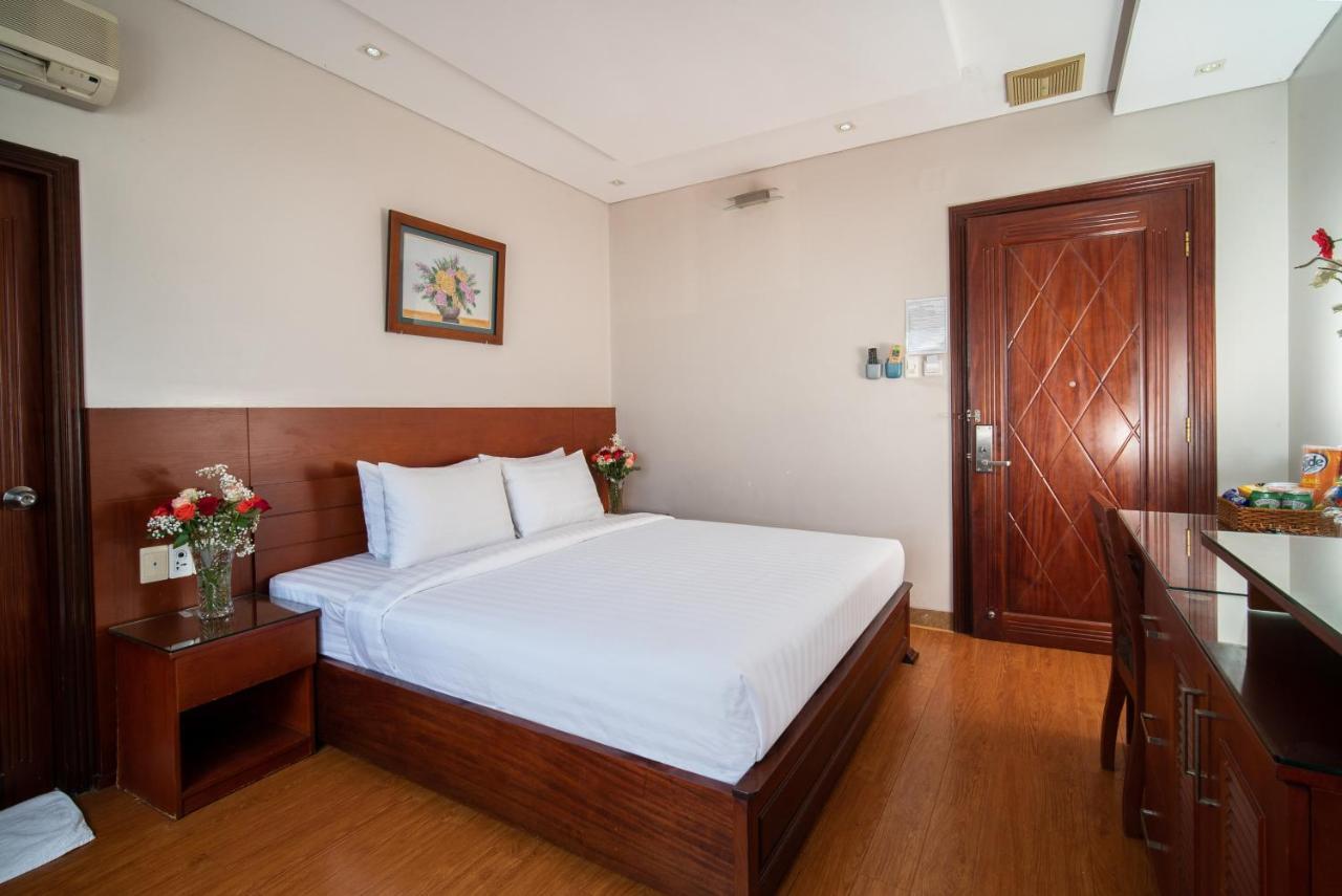 Van Ha Hotel Ho Chi Minh City Exterior photo