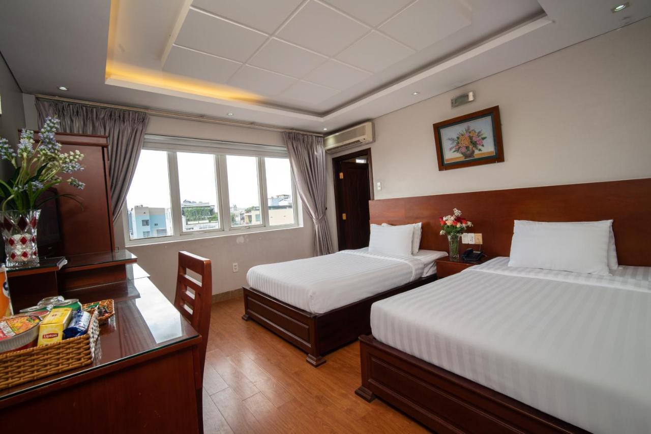 Van Ha Hotel Ho Chi Minh City Exterior photo