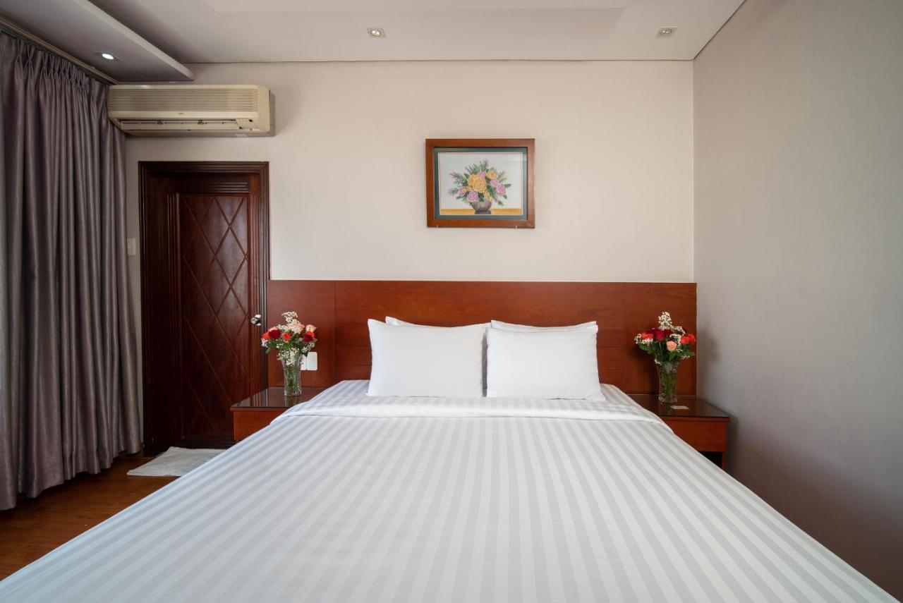 Van Ha Hotel Ho Chi Minh City Exterior photo