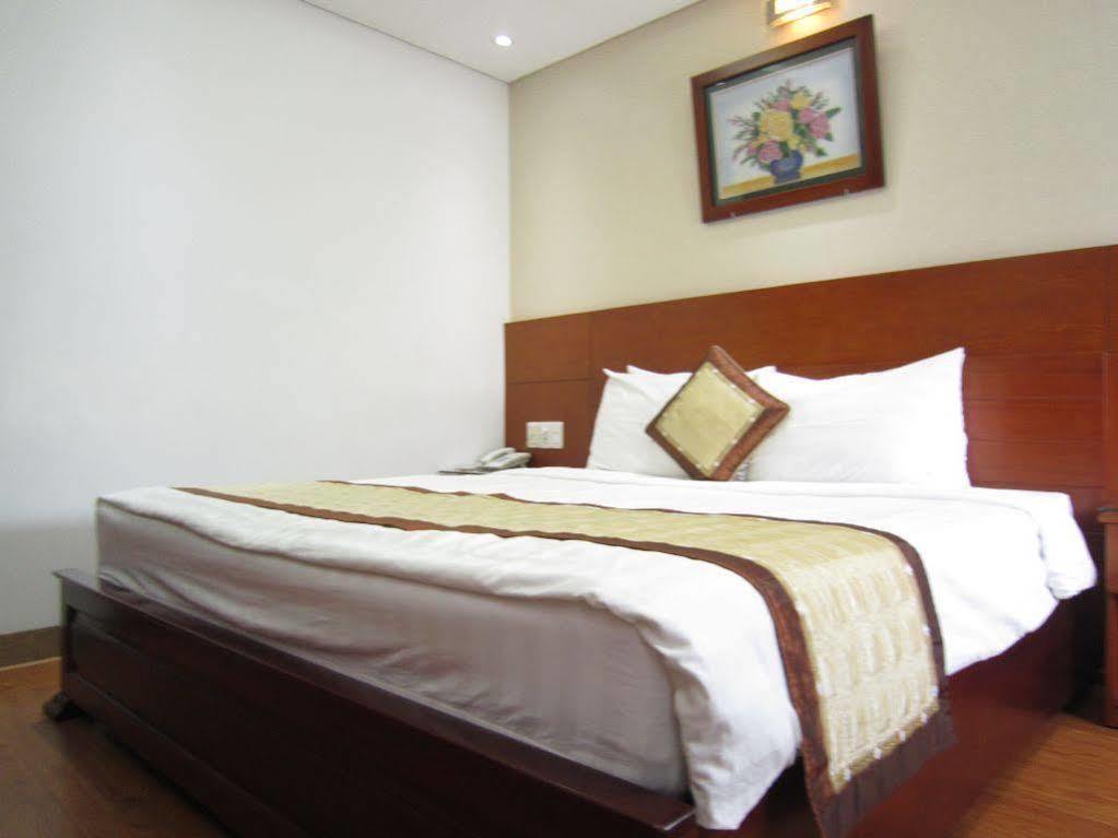 Van Ha Hotel Ho Chi Minh City Exterior photo